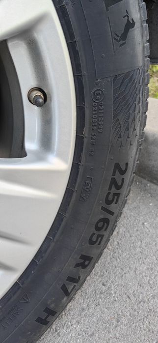 гуми Continental UltraContact 225/65 R17 – подходящи за Toyota RAV4