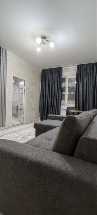 Чиланзар 2. Продажа Срочная. 1 х комнатная квартира