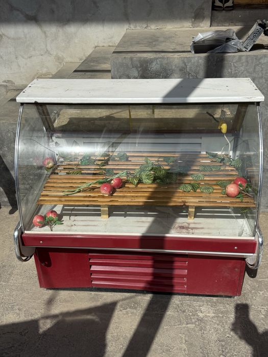 Vitrina haladinnik ishlidi ishlashlari zor