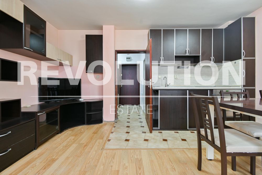 Продава се Двустаен апартамент в София, Люлин - център - 77 кв.м за 2273 €/кв.м - Снимка #4