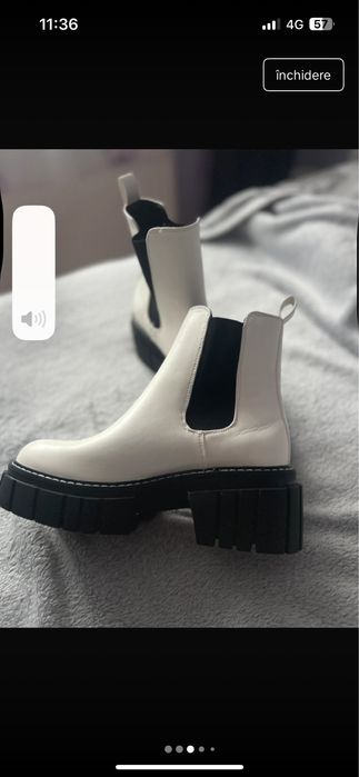 Ghete albe noi cu eticheta