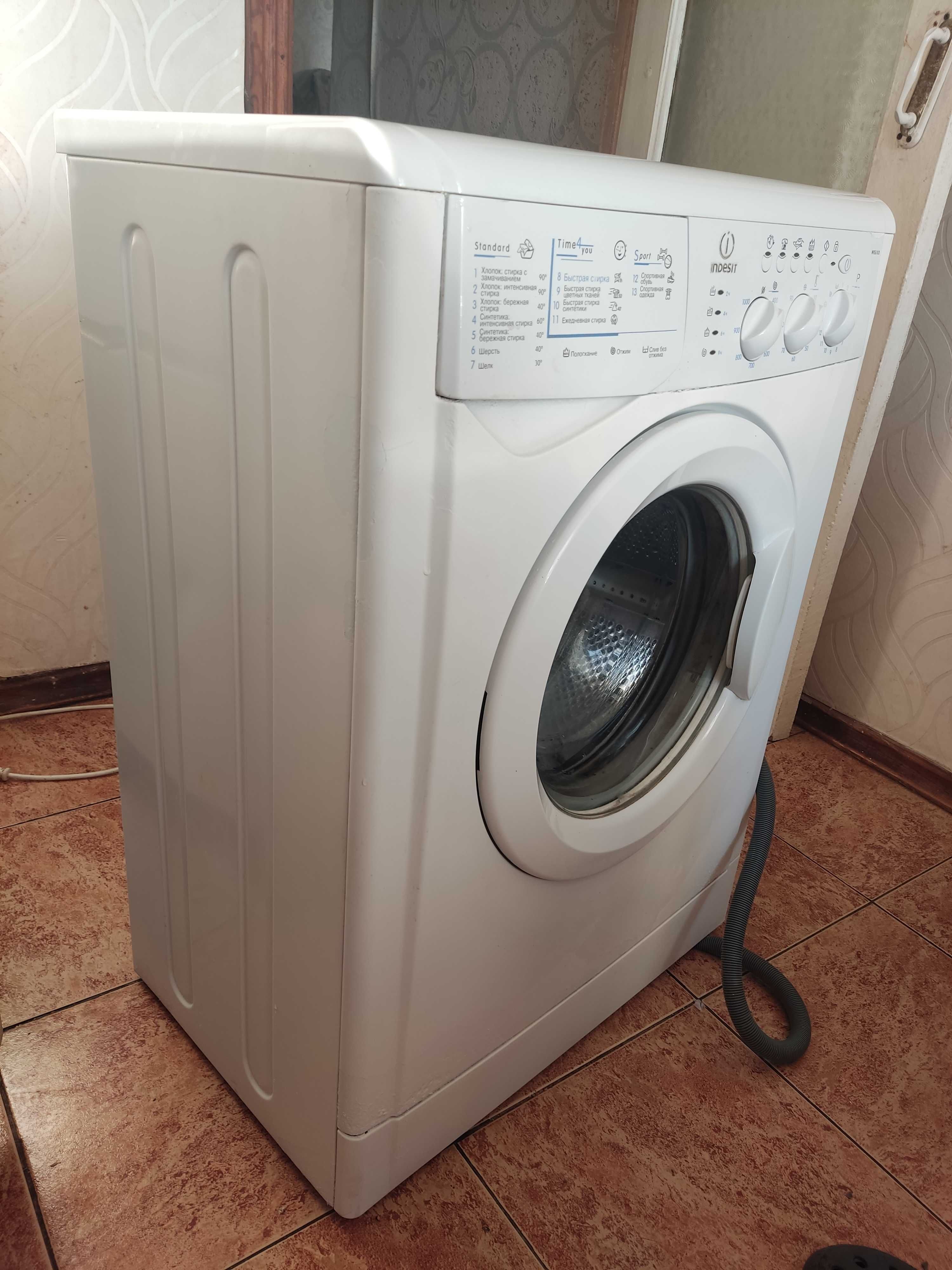 Стиральная машина Indesit 5 КГ