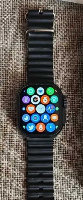 Смарт часовник в черно