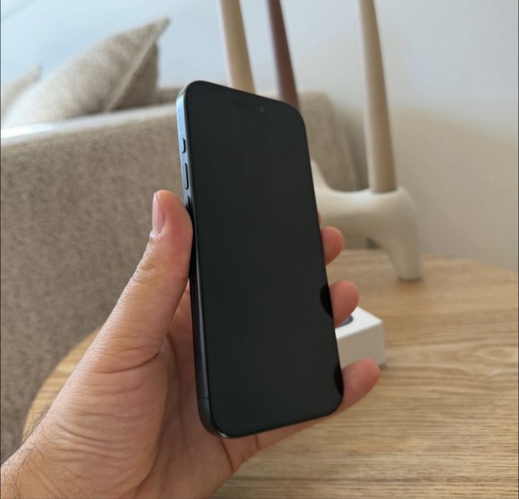 APPLE IPhone 15 PRO,