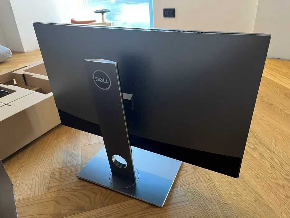 Monitor Dell UP3218K