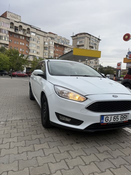 Ford Focus 1.0 EcoBoost 125 CP, Break – 2018, Alb