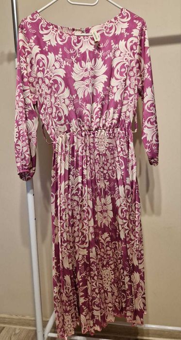 Rochie Superbă!Purtată o singură dată la un eveniment!
