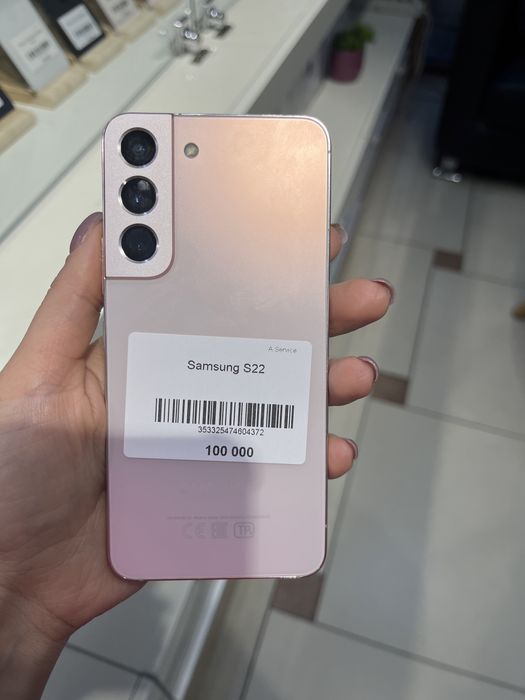 Samsung Galaxy S22 в идеальном состоянии