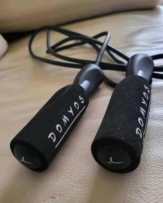 Coarda de sarit ,noua.