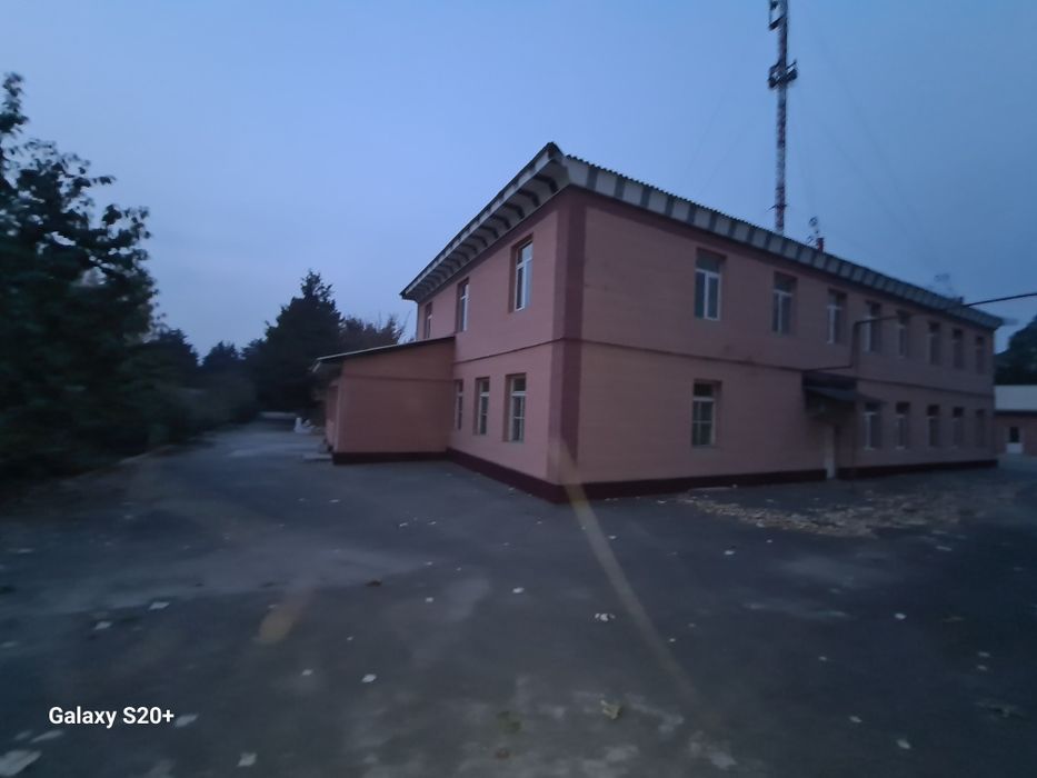 Klinika , boxcha uchun moljallangan noturar bino ijaraga beriladi