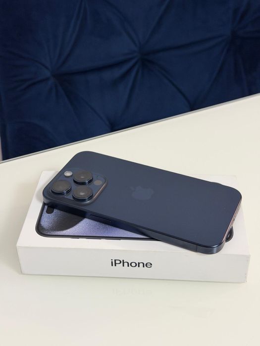 Iphone 15 Pro, Blue Titanium, 256 GB - impecabil