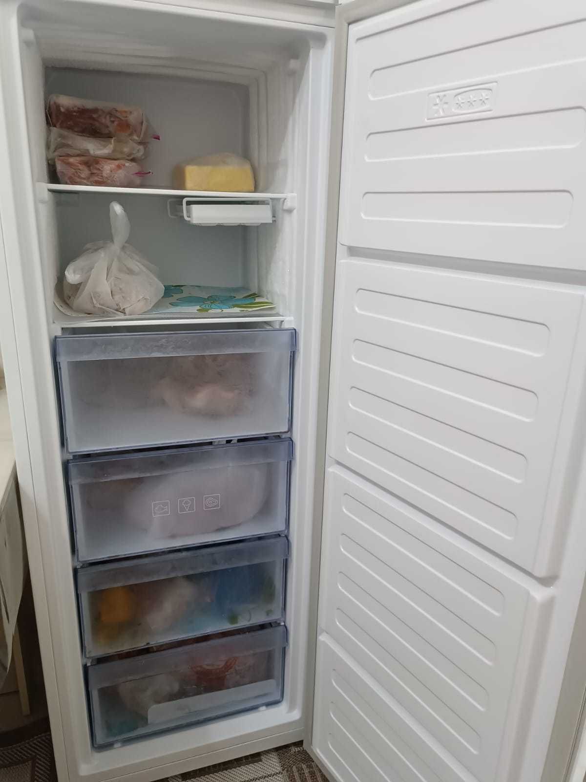 Продам Морозильник