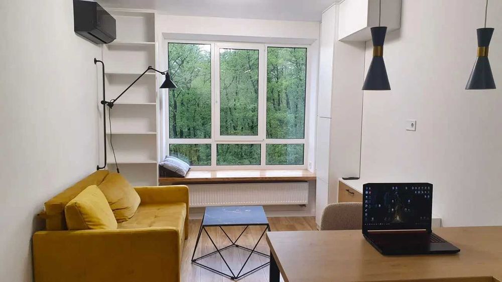 Двустаен имот в кв.Яворов