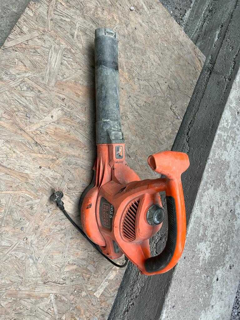 Продаю воздуходув Black&Decker GW3030