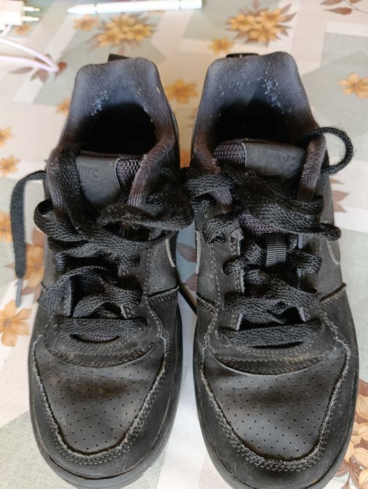 Много добри детски маратонки на Nike, номер 35,5