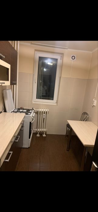 Vand mobilier bucatarie, cadou chiuveta!