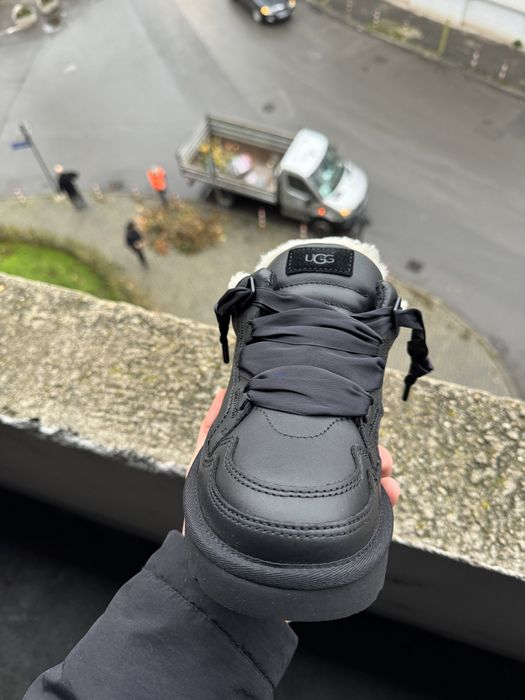 UGG Lowmel Black Leather