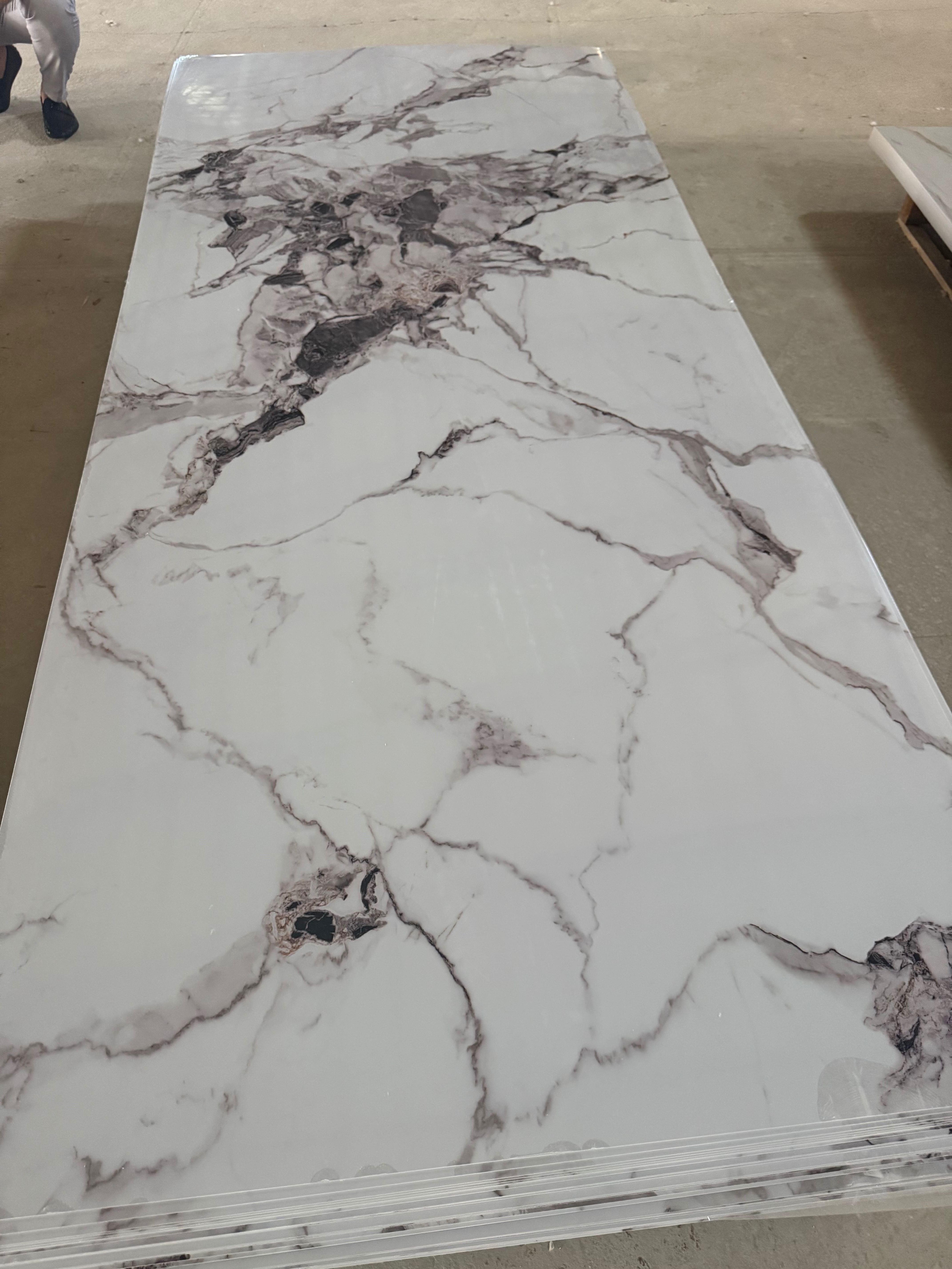 Декор панель из пвх от производителя DecoFloor в Самарканде.