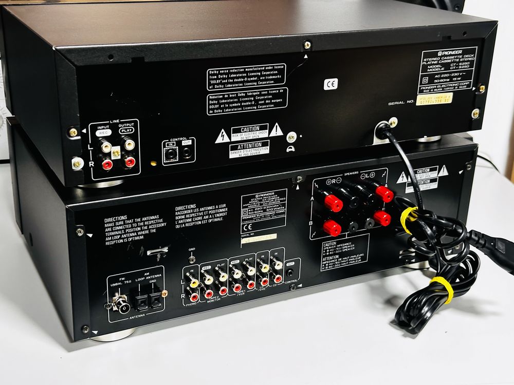 Deck PIONEER CT-S250,servisat,sunet foarte bun,flex system,Rec,dolby