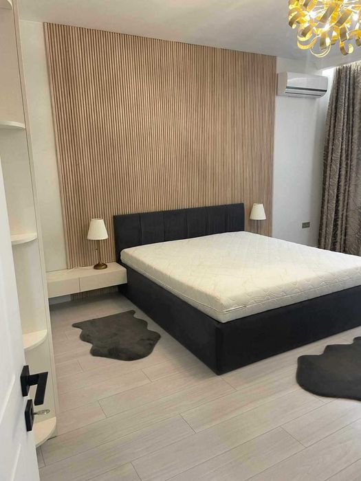 Дава се под наем Тристаен апартамент в София, Център - 100 кв.м за 1700 € - Снимка #5