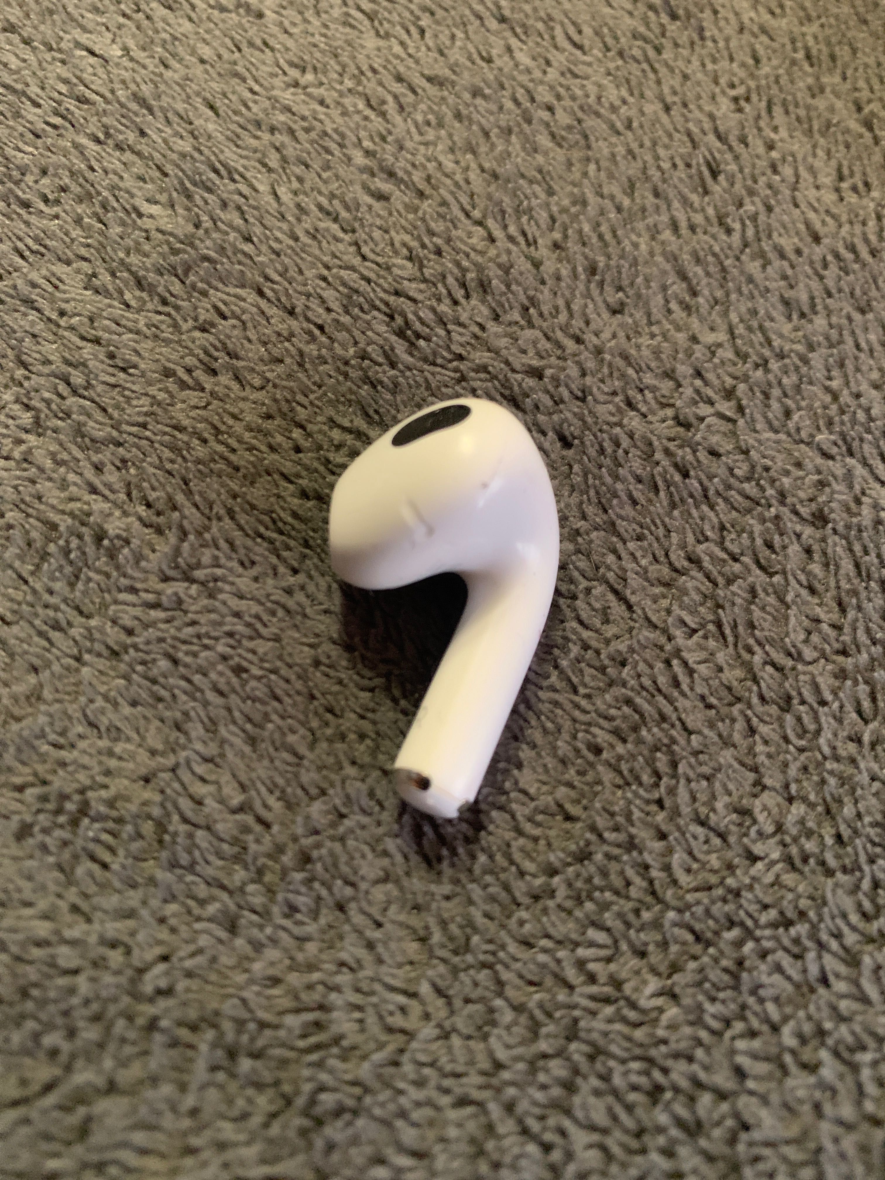 AirPods 3 трето поколение