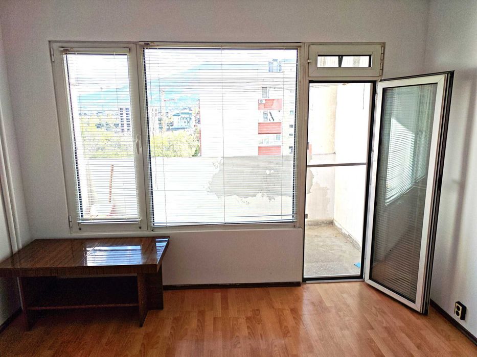 Дава се под наем Тристаен апартамент в София, Овча купел 1 - 90 кв.м за 550 € - Снимка #3