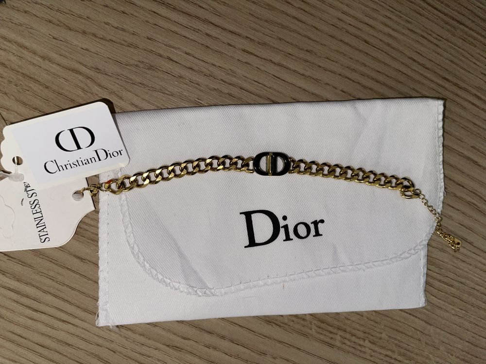 Гривна диор dior златиста стоманена неръждаема бяла черна