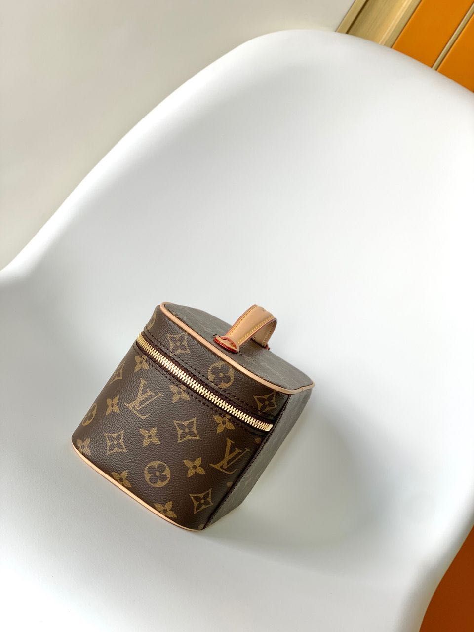 Louis vuitton чанта клъч мини вариант