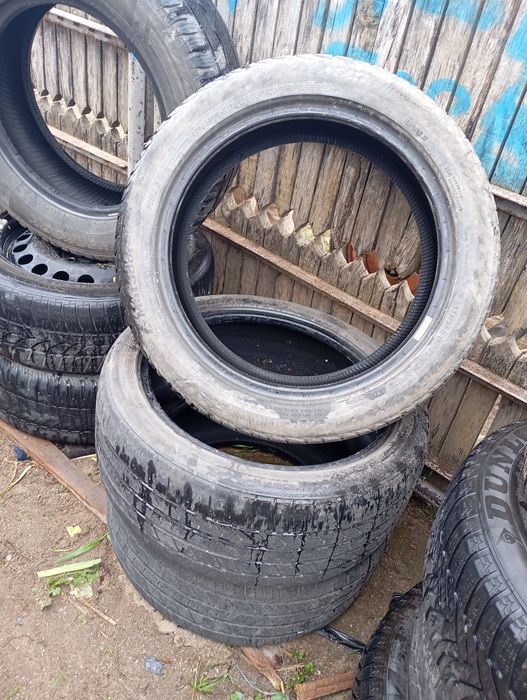 Vând cauciucuri r 17