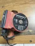 Grundfos 25-40 помпа за парно