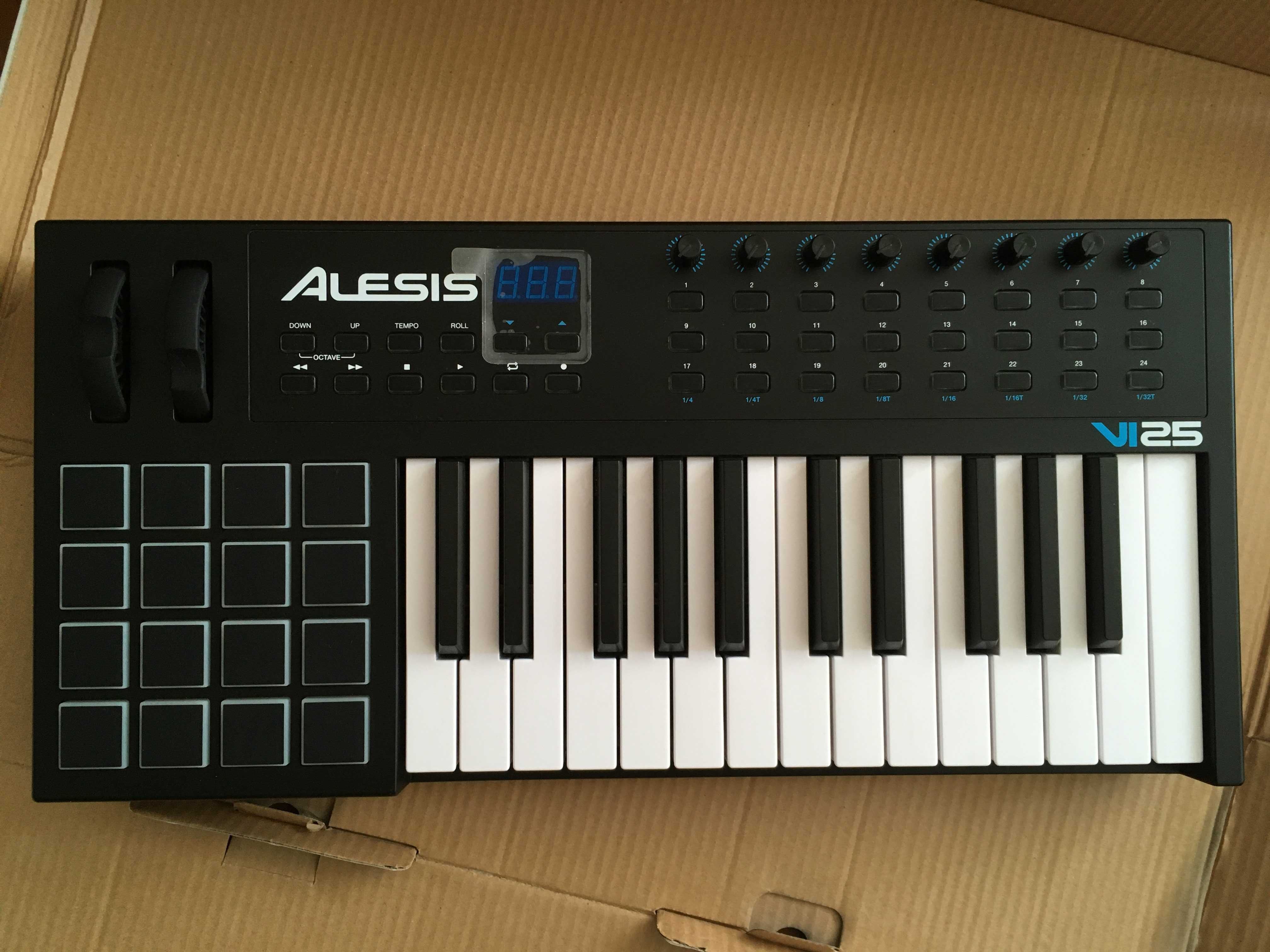MIDI-клавиатура Alesis vi25