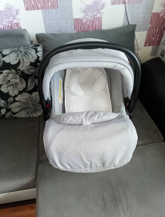 Бебешко кошче за кола