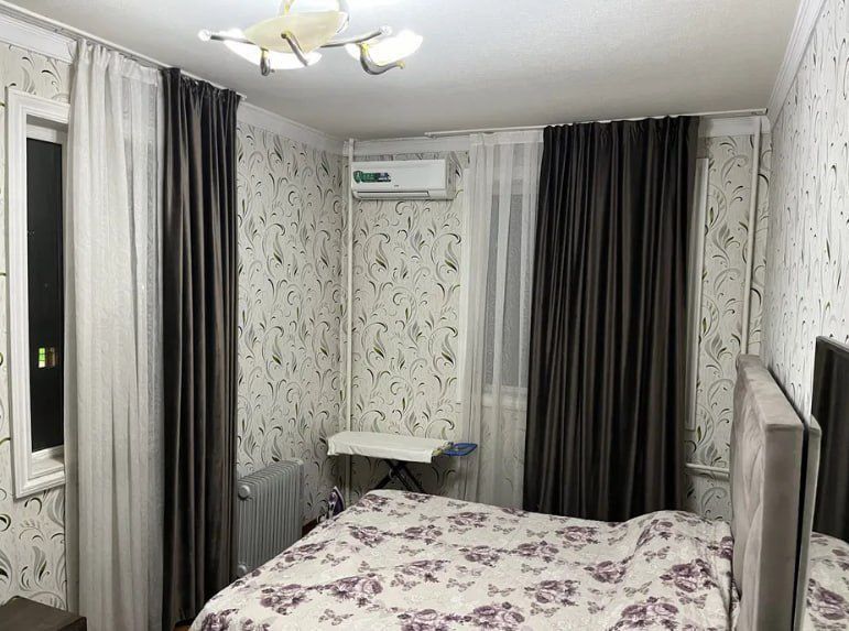 Квартира на Ц1-бибигон 2/6/9 общ пл 60м  с обстановкой