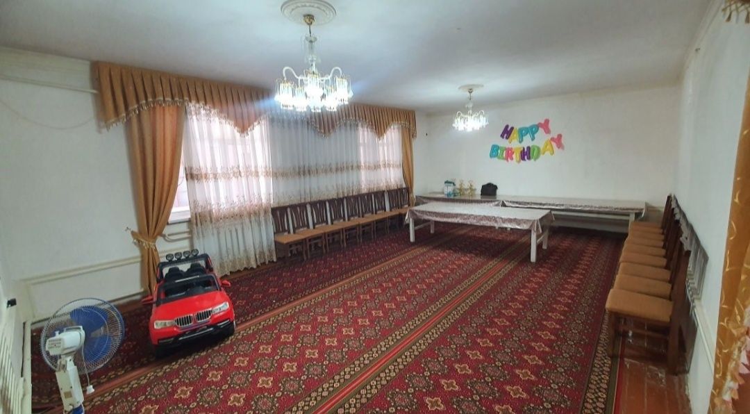 Тезда ховли сотилади. Богча килса хам булади