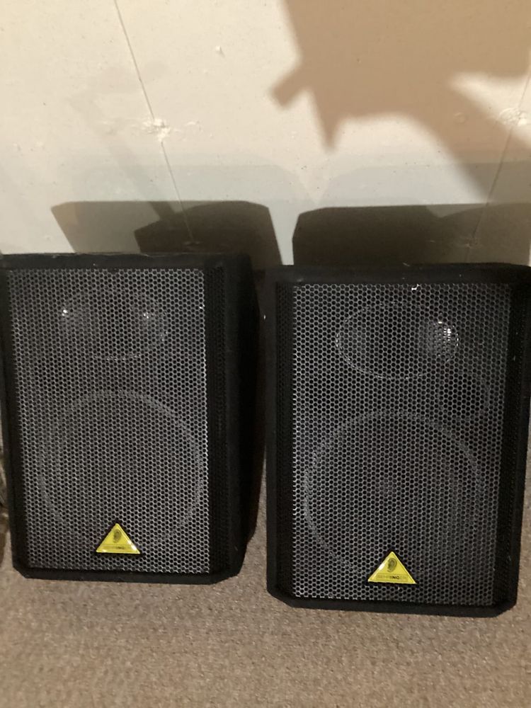 Monitor de scena - Behringer Eurolive VS1220F 600W 12" Floor Monitor
