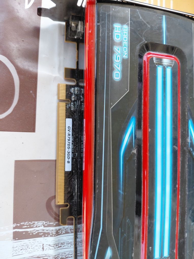 Видео карта gigabyte