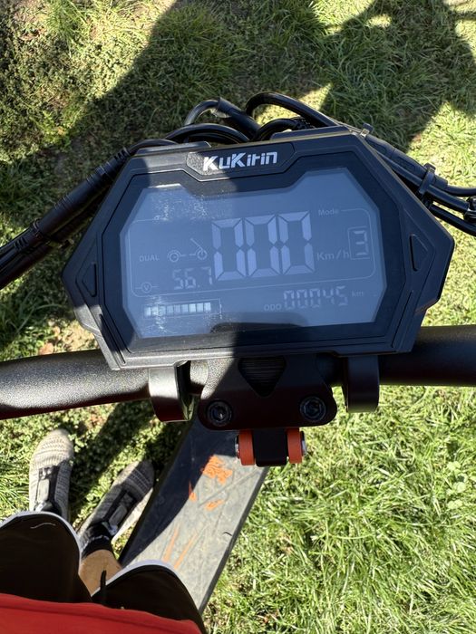 Vand trotineta electrica kukirin g2 master aproape noua 145 km