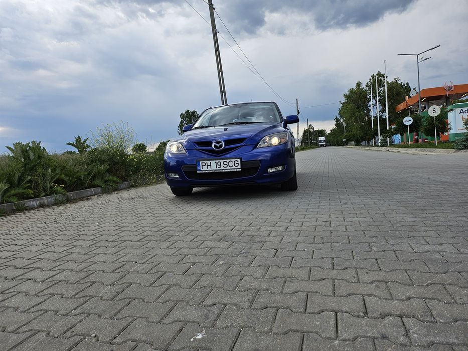 Vând mazda 3 an 2009
