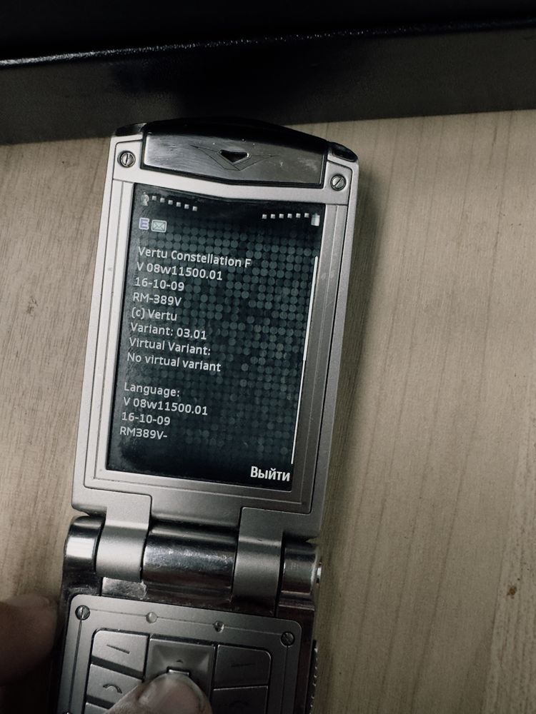 Vertu constellation F ayxta Оригинал