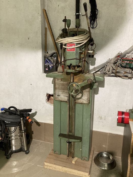 Италиянска верижна дълбачка за канали