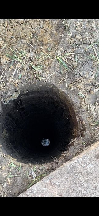 Foraje puțuri de apa și piloni de susținere