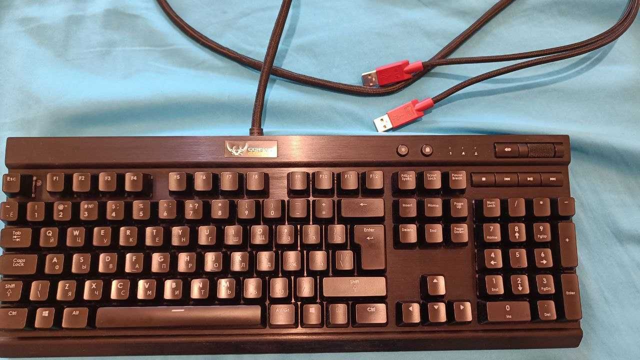 Клавиатура Механическая Corsair K70 RGB