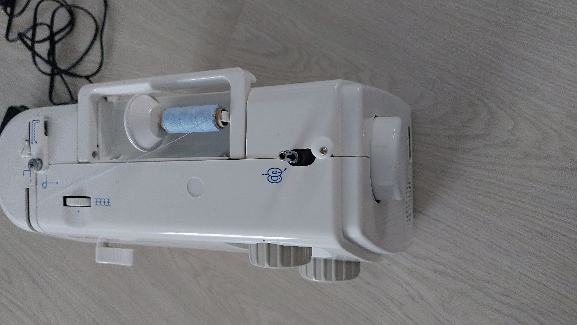 Masina de cusut Singer Smart ii