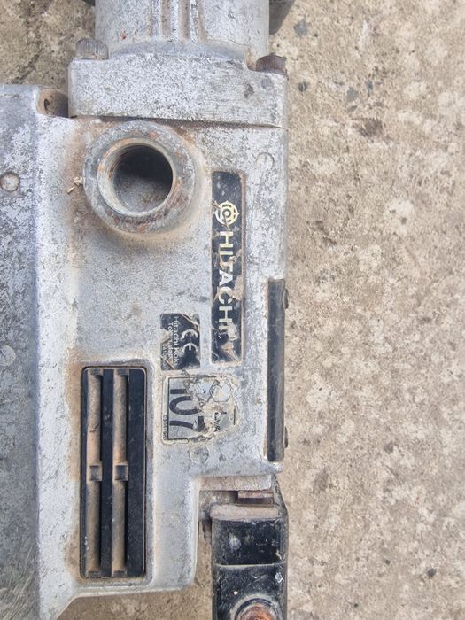 Ciocan demolator HITACHI!!