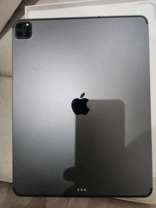 IPAD 12.9 dyum ekran