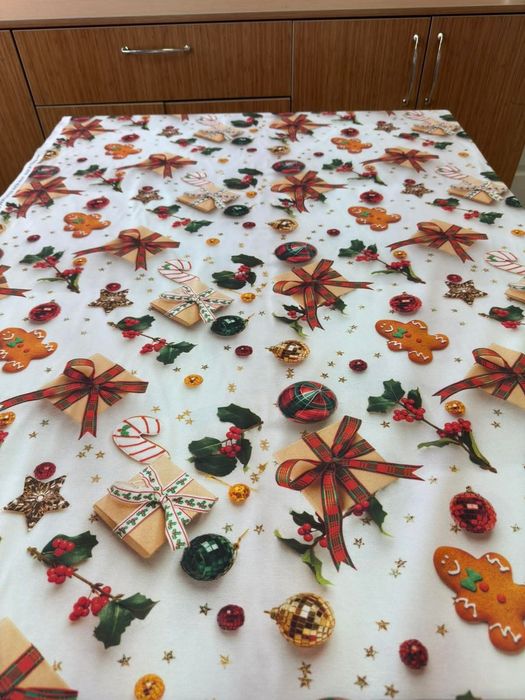 Коледни покривки