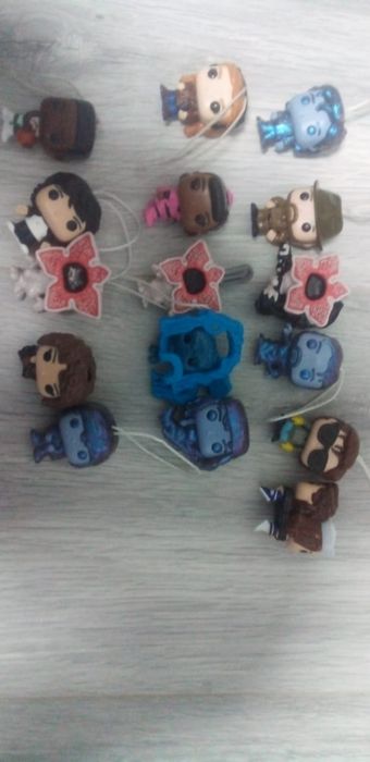 Киндер Джой очень странные дела