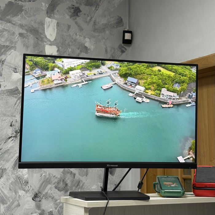 Продам монитор Xtreme xt2742qe