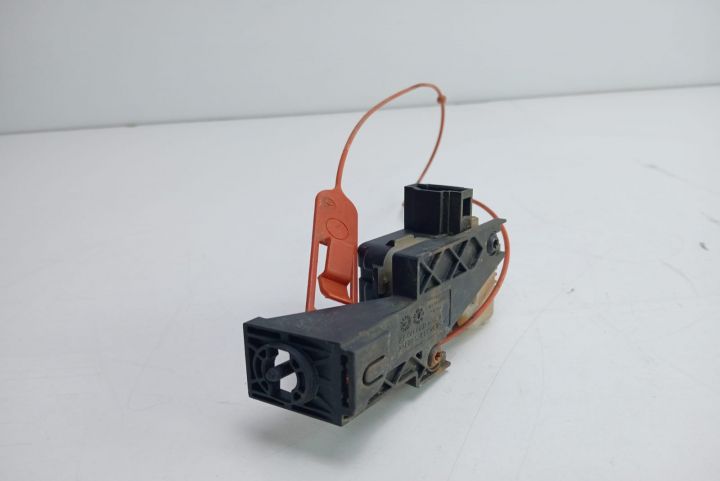 Motoras rezervor   A2048200072 Mercedes-Benz CLS-Class C218/X218 seri