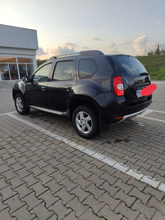 Vând dacia daster